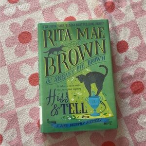 Barnes & Noble Green and Blue 'Hiss & Tell' Book